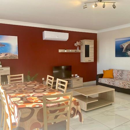 Sunrise Bay Apartments - Frontline Sea Views San Pawl il-Baħar Eksteriør billede