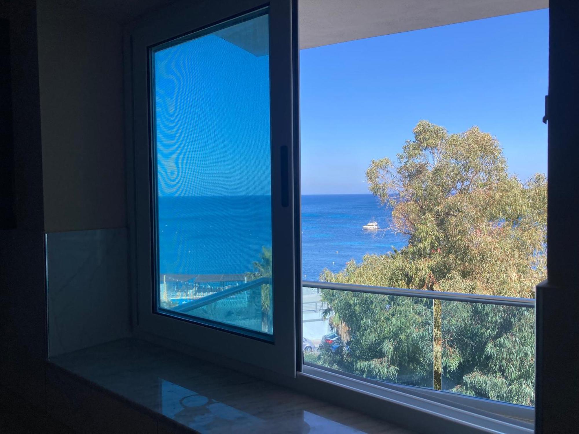 Sunrise Bay Apartments - Frontline Sea Views San Pawl il-Baħar Eksteriør billede