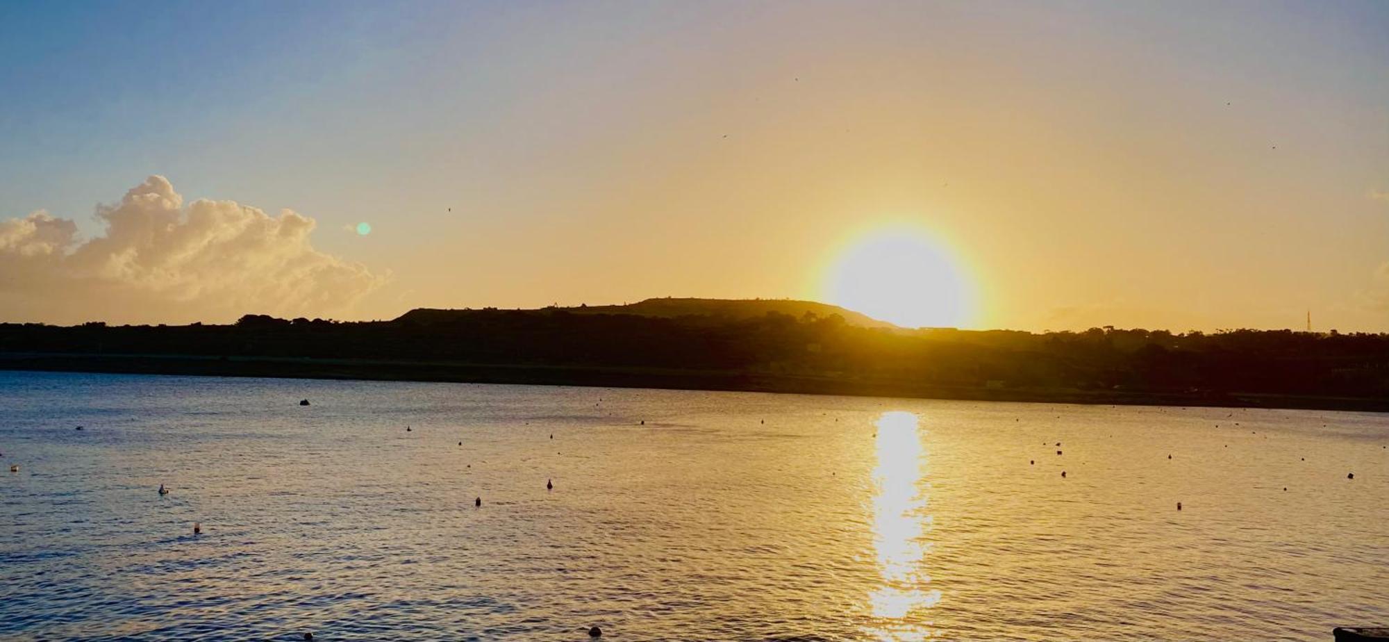 Sunrise Bay Apartments - Frontline Sea Views San Pawl il-Baħar Eksteriør billede